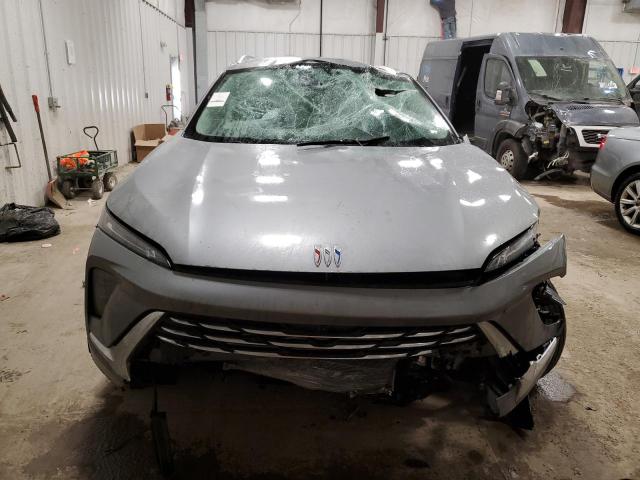 LRBFZME41RD064555 - 2024 BUICK ENVISION PREFERRED ნაცრისფერი ფოტო 5