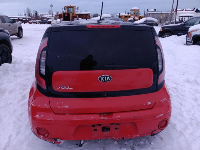 KNDJP3A53J7558977 - 2018 KIA SOUL + RED photo 6