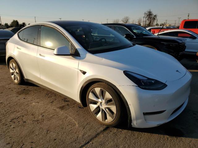 5YJYGDEE5MF072572 - 2021 TESLA MODEL Y أبيض صورة 4
