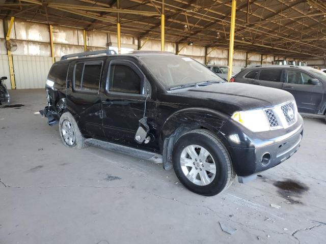 5N1AR18U25C762111 - 2005 NISSAN PATHFINDER LE შავი ფოტო 4