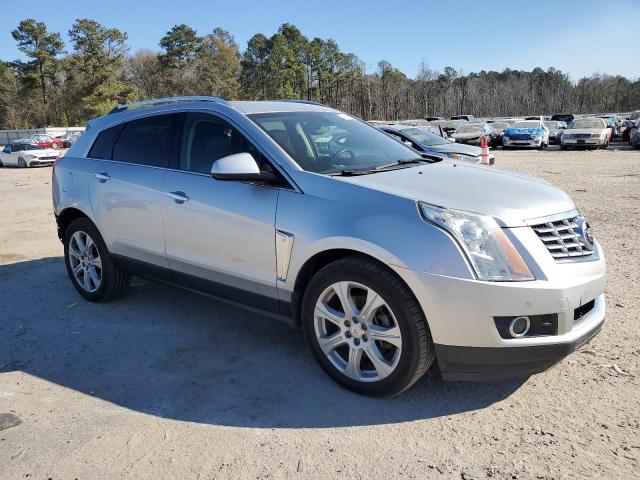 3GYFNFE36FS639643 - 2015 CADILLAC SRX PERFORMANCE COLLECTION SILVER photo 4