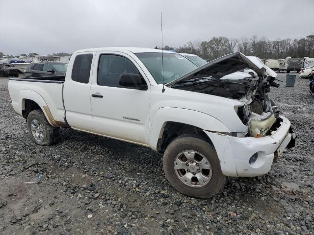 5TETX62N86Z167977 - 2006 TOYOTA TACOMA PRERUNNER ACCESS CAB WHITE photo 4