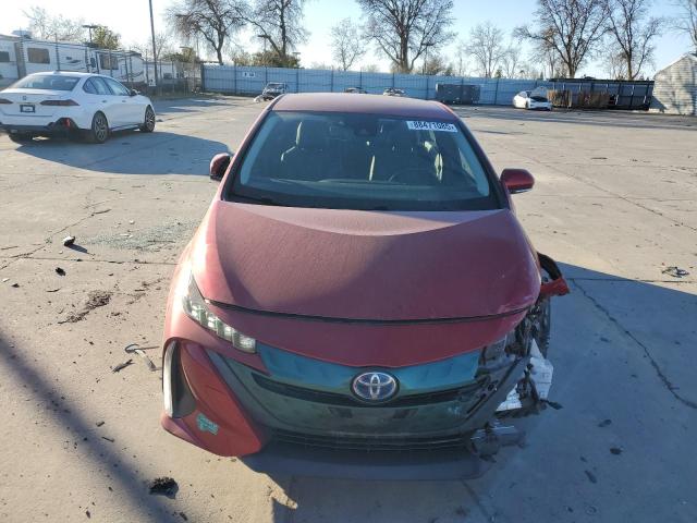 JTDKARFP5H3052040 - 2017 TOYOTA PRIUS PRIM წითელი ფოტო 5