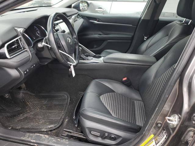 4T1B11HK1JU143434 - 2018 TOYOTA CAMRY L GRAY photo 7