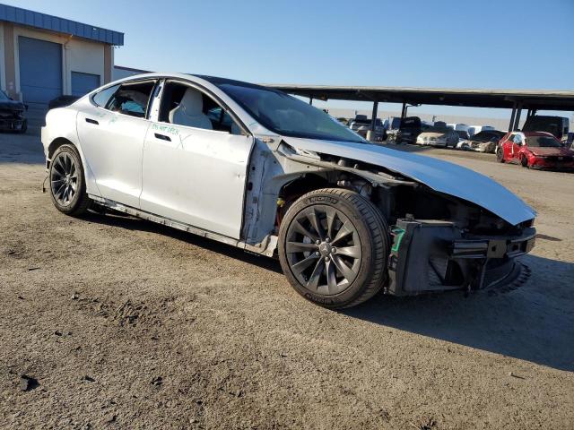 5YJSA1E23HF226178 - 2017 TESLA MODEL S WHITE photo 4