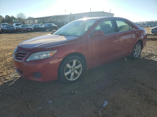 4T1BF3EK8BU654383 - 2011 TOYOTA CAMRY BASE RED photo 1