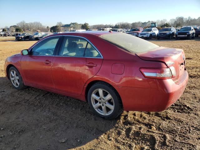 4T1BF3EK8BU654383 - 2011 TOYOTA CAMRY BASE RED photo 2