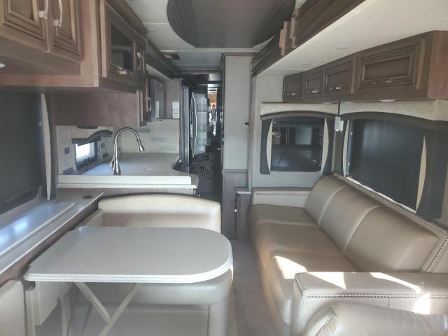 4UZAB2FC7KCLM7124 - 2019 FREIGHTLINER CHASSIS XC ორფეროვანი ფოტო 6