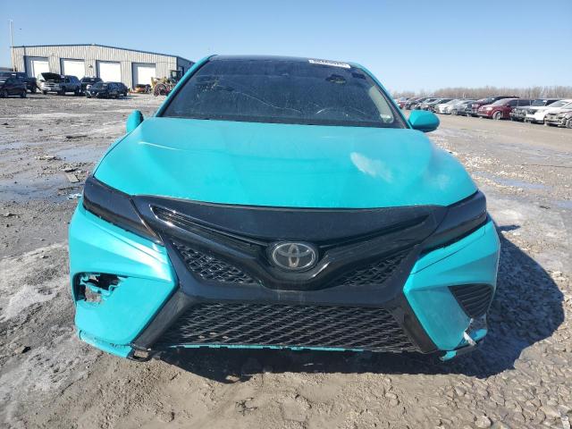 JTNB11HK4J3025111 - 2018 TOYOTA CAMRY L TURQUOISE photo 5