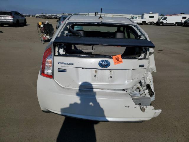 JTDKN3DU6F0399174 - 2015 TOYOTA PRIUS 白色 照片 6