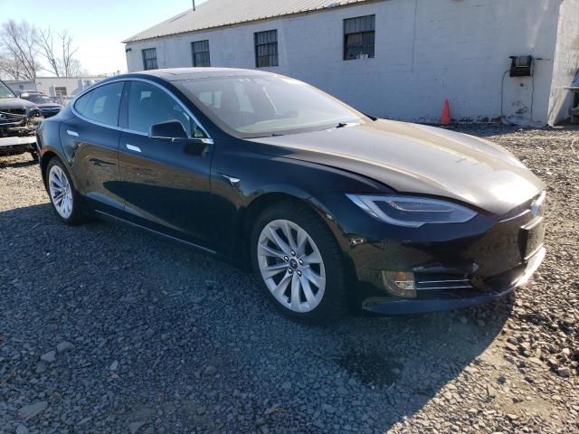 5YJSA1E2XHF204713 - 2017 TESLA MODEL S Սև լուսանկար 4