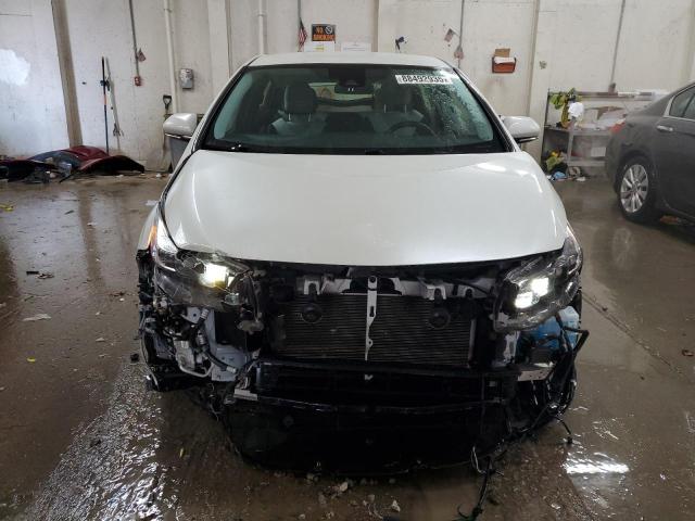 JTDKARFP3H3008523 - 2017 TOYOTA PRIUS PRIM თეთრი ფოტო 5