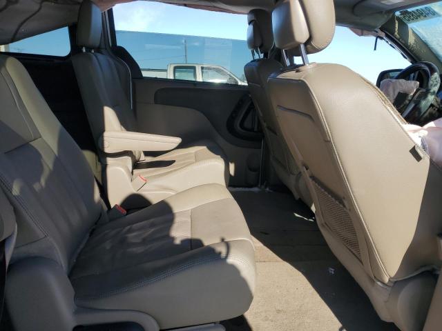 2C4RC1CG0GR119759 - 2016 CHRYSLER TOWN & COU TOURING L WHITE photo 11