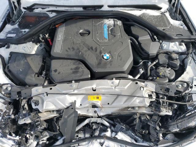 3MW39FS03R8E48431 - 2024 BMW 330XE Белый фото 11