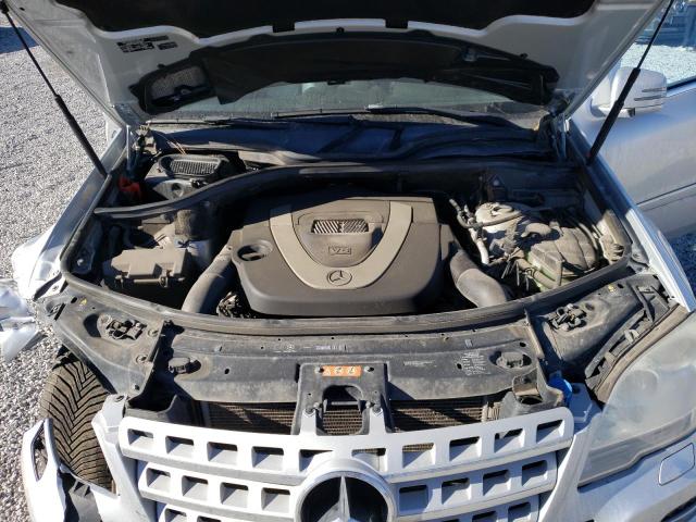 4JGBB8GB1BA721591 - 2011 MERCEDES-BENZ ML 350 4MATIC GRAY photo 12