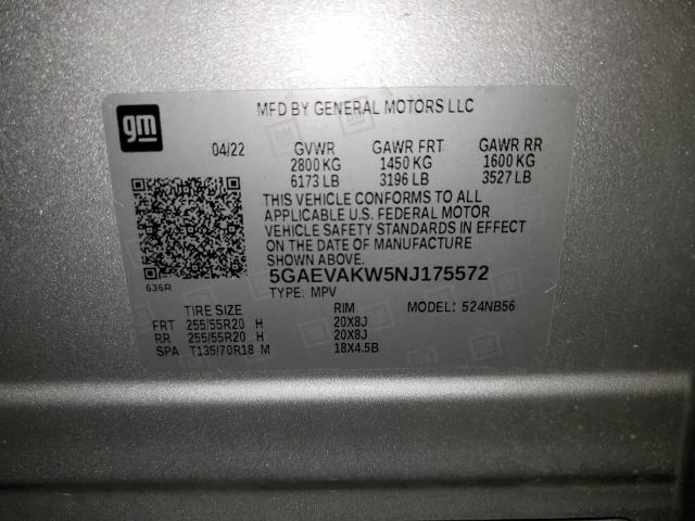 5GAEVAKW5NJ175572 - 2022 BUICK ENCLAVE ESSENCE 银色 照片 13