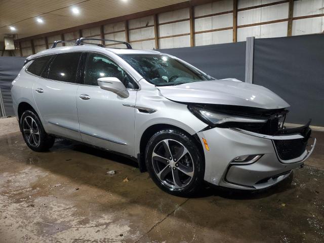 5GAEVAKW5NJ175572 - 2022 BUICK ENCLAVE ESSENCE 银色 照片 4