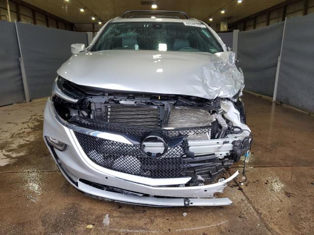 5GAEVAKW5NJ175572 - 2022 BUICK ENCLAVE ESSENCE 银色 照片 5