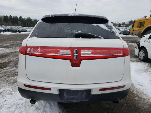 2LMHJ5AT7DBL55855 - 2013 LINCOLN MKT WHITE photo 6