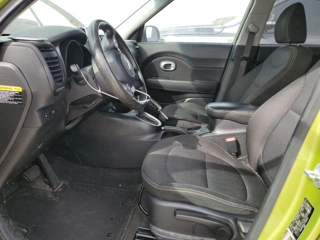 KNDJP3A56F7784440 - 2015 KIA SOUL + GREEN photo 7