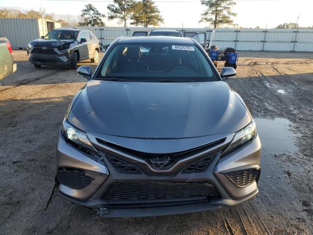 4T1G11AK3RU904928 - 2024 TOYOTA CAMRY SE NIGHT SHADE GRAY photo 5