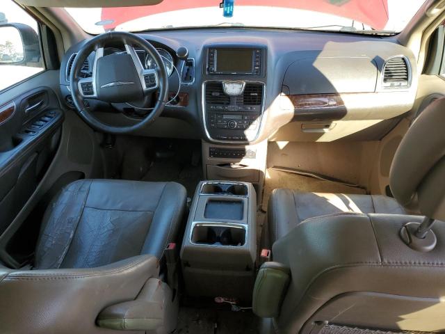 2A4RR8DG4BR677378 - 2011 CHRYSLER TOWN & COU TOURING L BURGUNDY photo 8