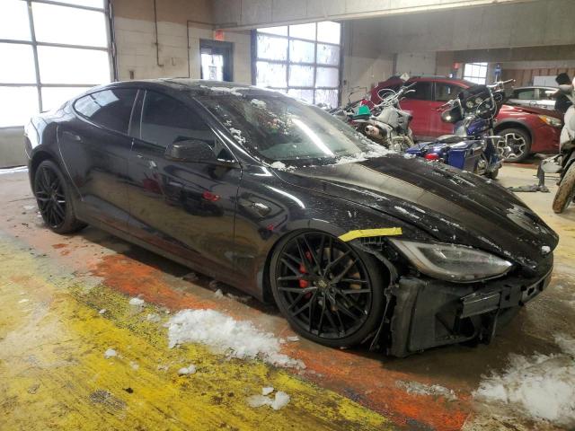 5YJSA1E44JF268656 - 2018 TESLA MODEL S Qara foto 4