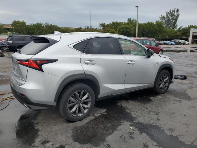 JTJYARBZ0K2153174 - 2019 LEXUS NX 300 BASE ვერცხლისფერი ფოტო 3