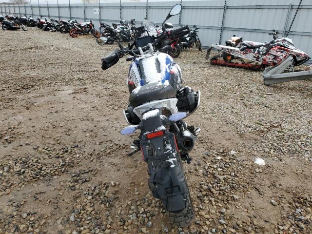 WB10M2307R6J70035 - 2024 BMW R 1300 GS BLUE photo 4