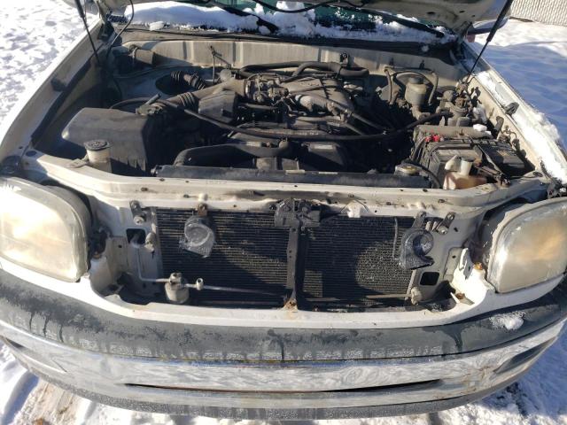 5TBRN34161S196272 - 2001 TOYOTA TUNDRA ACCESS CAB SR5 WHITE photo 11