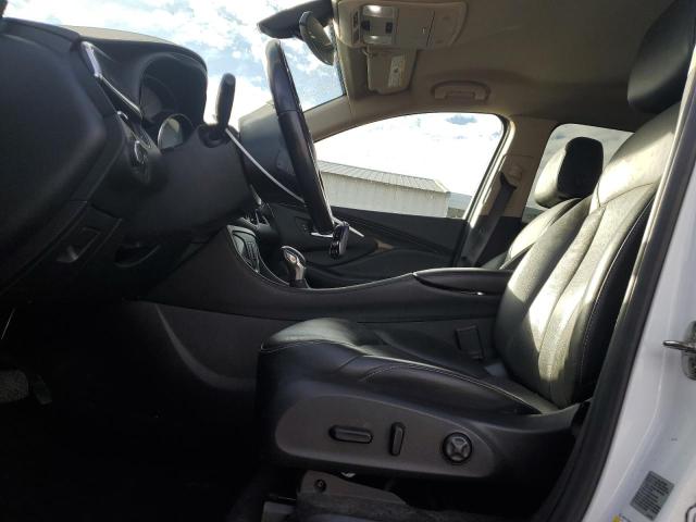 LRBFX2SA2JD005149 - 2018 BUICK ENVISION ESSENCE Սպիտակ լուսանկար 7
