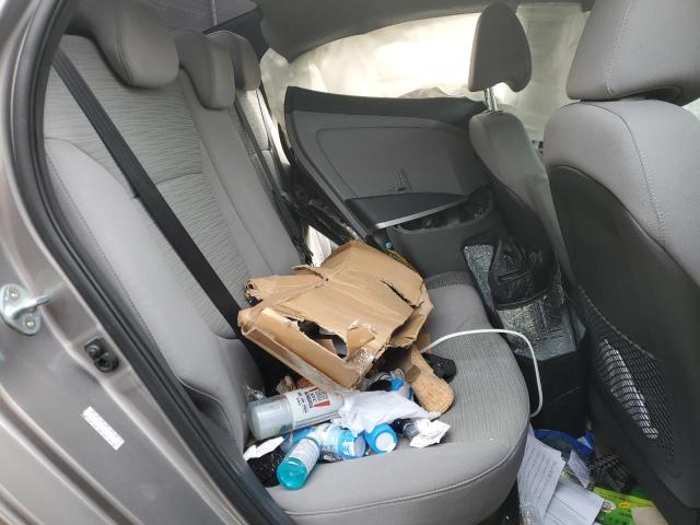 KMHCT4AE8HU369520 - 2017 HYUNDAI ACCENT SE SILVER photo 10