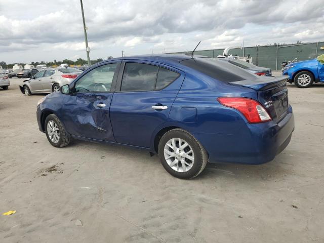 3N1CN7AP3JL809888 - 2018 NISSAN VERSA S Синій фото 2