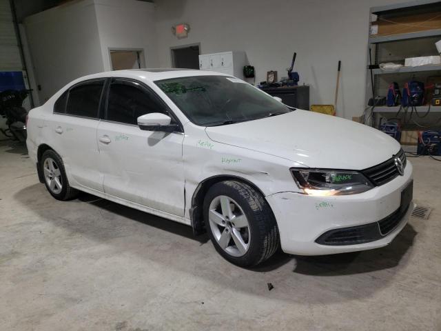 3VWLL7AJ0DM395804 - 2013 VOLKSWAGEN JETTA TDI 白色 照片 4