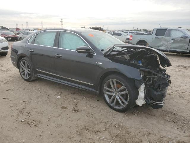1VWDT7A35HC060664 - 2017 VOLKSWAGEN PASSAT R-LINE შავი ფოტო 4