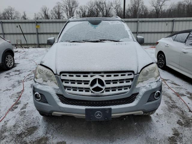 4JGBB8GB5BA671780 - 2011 MERCEDES-BENZ ML 350 4MATIC SILVER photo 5