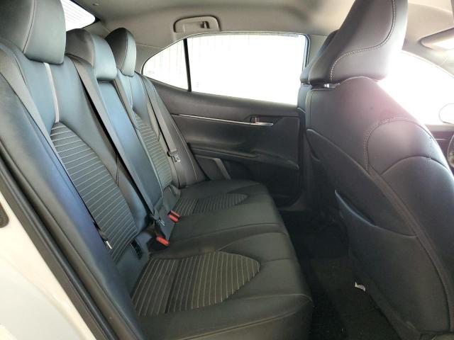 4T1G11AK2PU820242 - 2023 TOYOTA CAMRY SE NIGHT SHADE WHITE photo 10