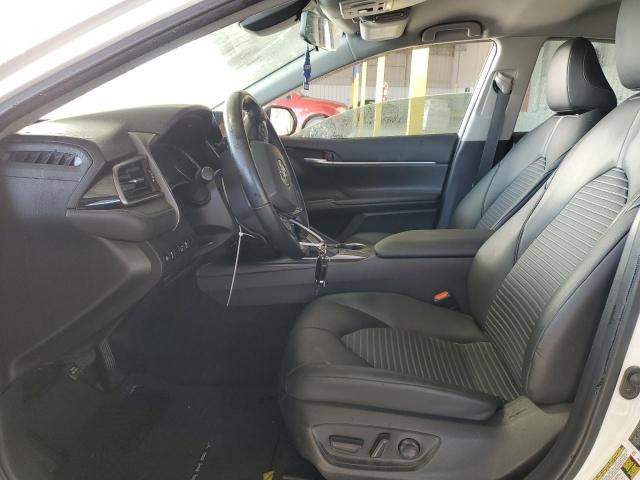 4T1G11AK2PU820242 - 2023 TOYOTA CAMRY SE NIGHT SHADE WHITE photo 7