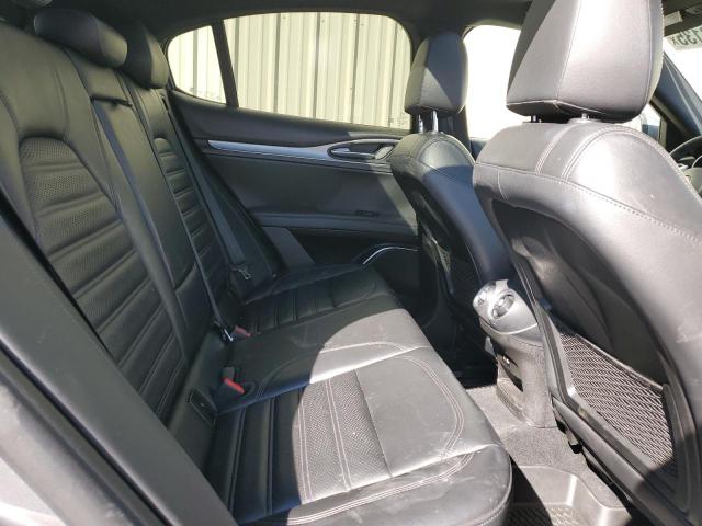 ZASFAKNN3J7B95177 - 2018 ALFA ROMEO STELVIO TI SPORT GRAY photo 10