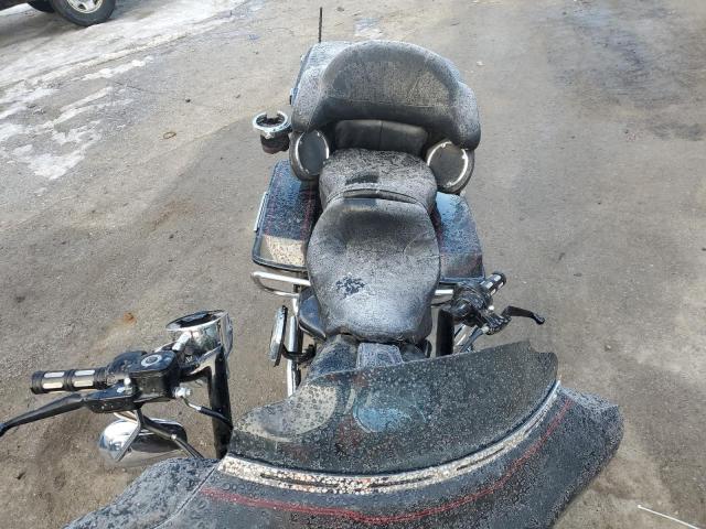 1HD1FC4177Y696728 - 2007 HARLEY-DAVIDSON FLHTCUI 双色 照片 5