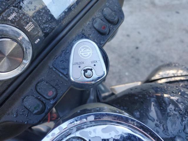 1HD1FC4177Y696728 - 2007 HARLEY-DAVIDSON FLHTCUI 双色 照片 8