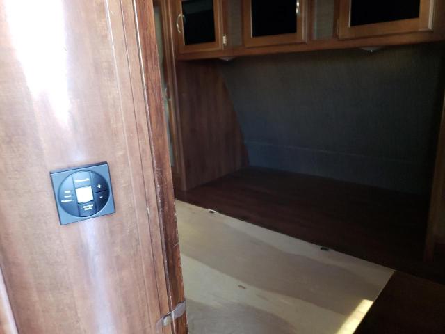 4YDT26722HT410811 - 2017 KEYSTONE PASSPORT BEIGE photo 5