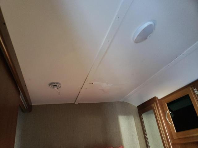 4YDT26722HT410811 - 2017 KEYSTONE PASSPORT BEIGE photo 9