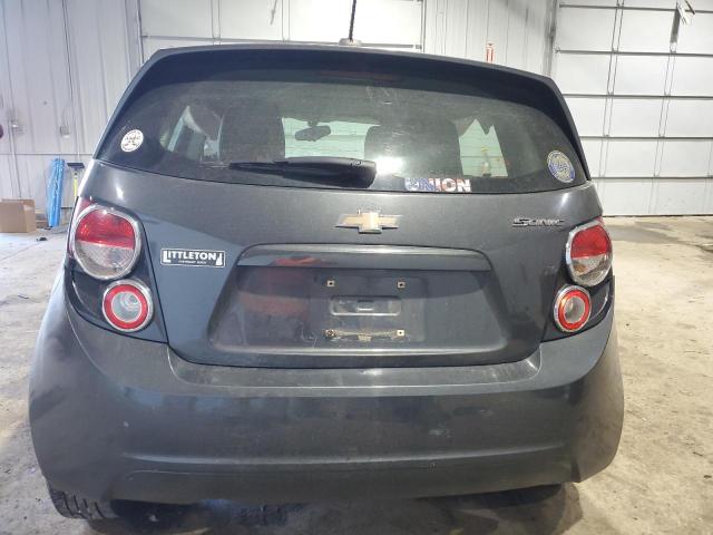 1G1JB6SH7G4114965 - 2016 CHEVROLET SONIC LS GRAY photo 6