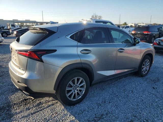 JTJYARBZ9J2100486 - 2018 LEXUS NX 300 BASE ვერცხლისფერი ფოტო 3