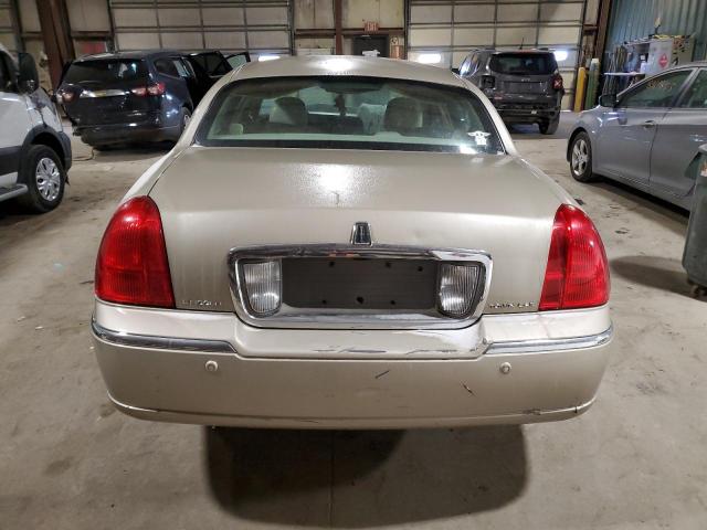 1LNHM81W34Y683629 - 2004 LINCOLN TOWN CAR EXECUTIVE Gold Foto 6