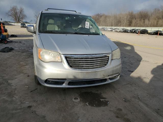 2C4RC1CG3CR227013 - 2012 CHRYSLER TOWN & COU TOURING L SILVER photo 5