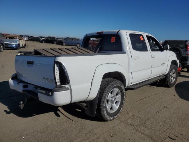 5TEJU62N67Z457832 - 2007 TOYOTA TACOMA DOUBLE CAB PRERUNNER WHITE photo 3