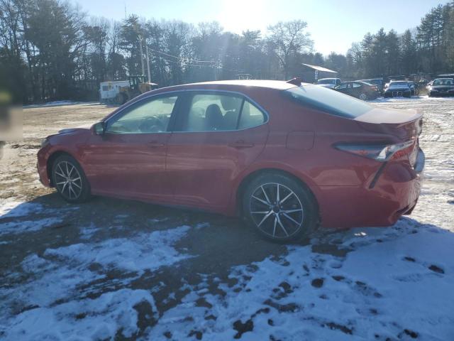 4T1G11AK8PU170834 - 2023 TOYOTA CAMRY SE NIGHT SHADE RED photo 2