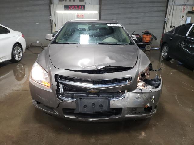 1G1ZC5E19BF310105 - 2011 CHEVROLET MALIBU 1LT ნაცრისფერი ფოტო 5